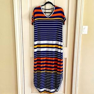 LuLaRoe Macy Dress Size Small NWT